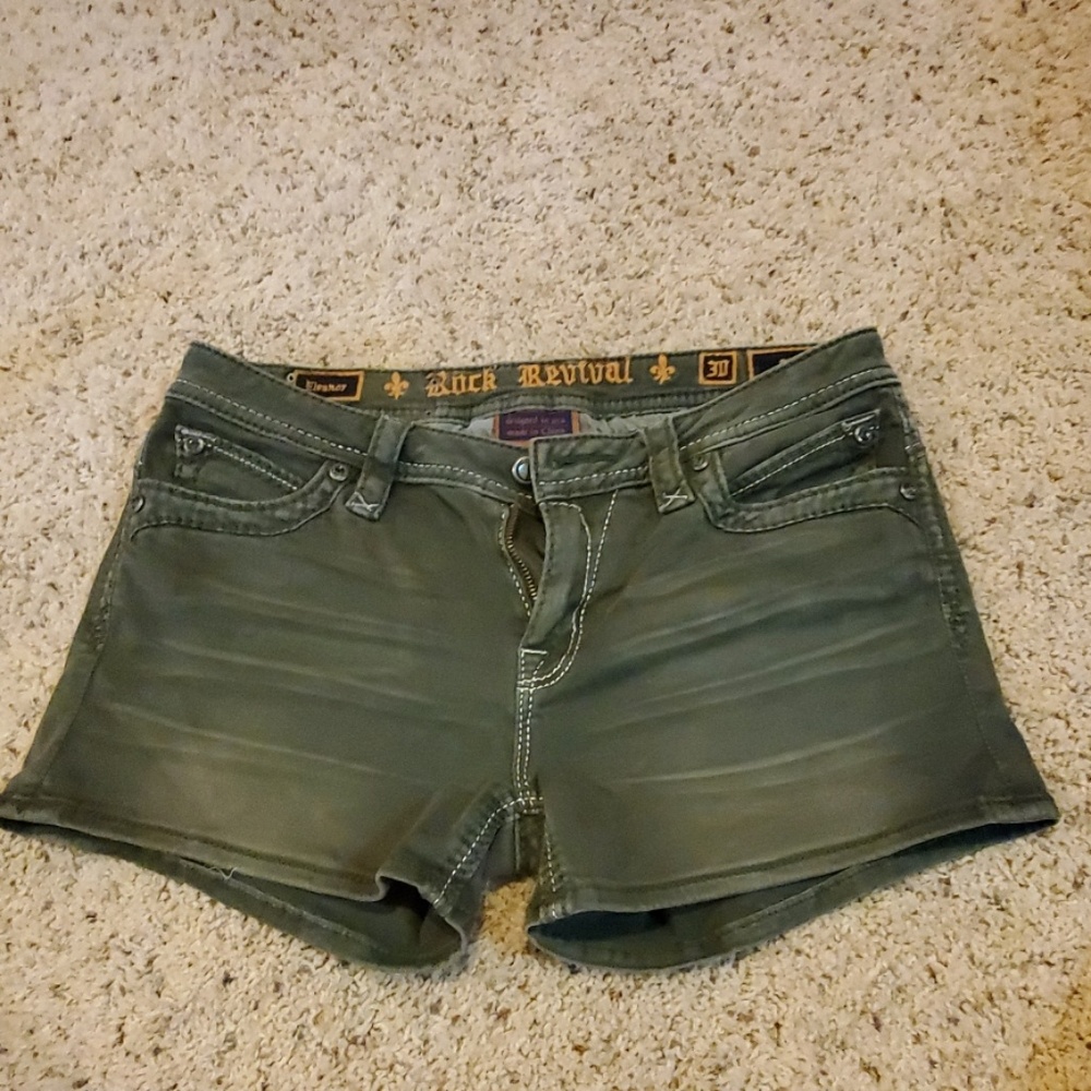Rock Revival shorts